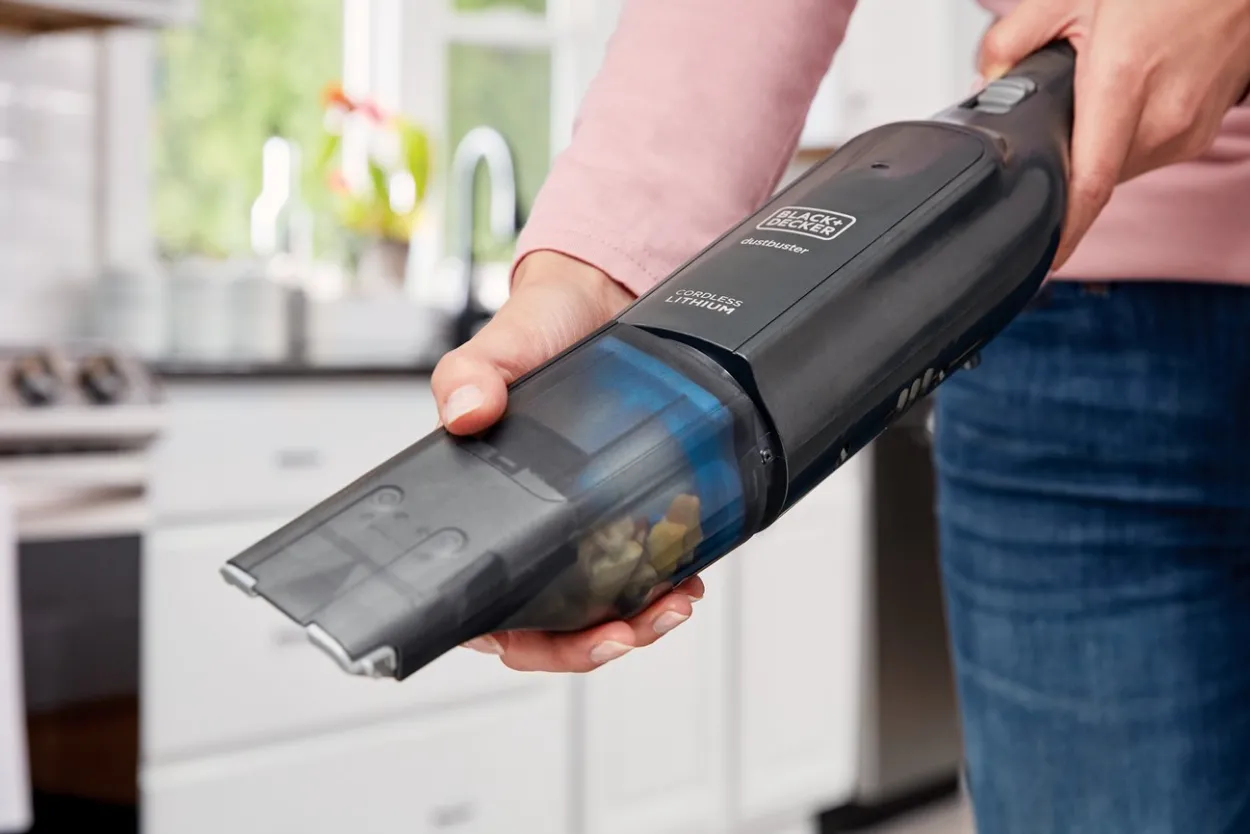Black+decker håndstøvsuger 12v 2ah sort