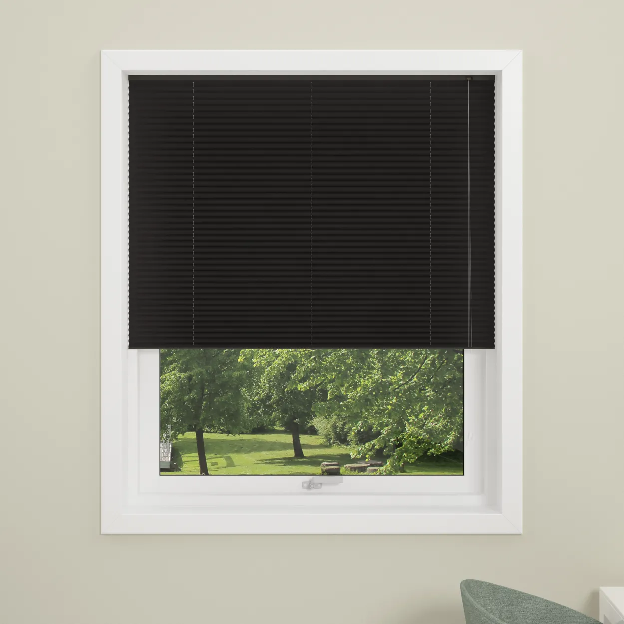 Debel plisségardin london lysdempende sort 130x130