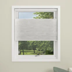 Debel plisségardin touch split lysdempende hvit 80x160