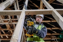 Dewalt bajonettsag 18v xr kompakt u/batteri