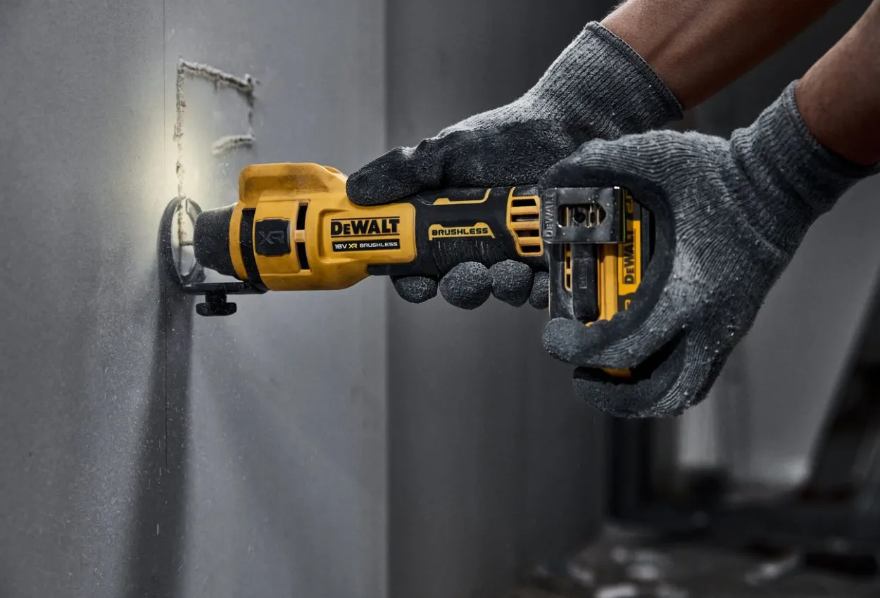 Dewalt gipskutter 18v xr u/batteri