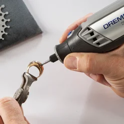 Dremel multiverktøy 3000-5