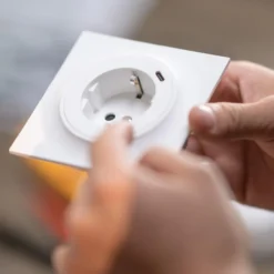 Elko one enkel stikk med usb c pd lader renhvit