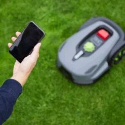 Grouw robotgressklipper clevr 1300m²