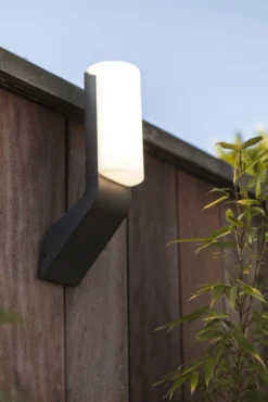 Lutec architectural bati vegghengt lampe kull grå