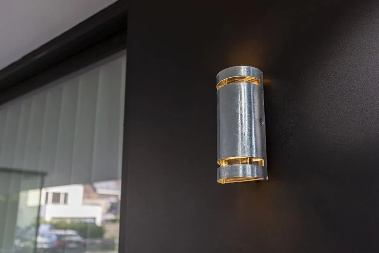 Lutec architectural ran vegghengt lampe