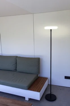 Lutec pops solar frittstående lampe matt sort