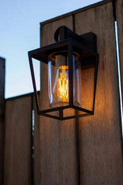 Lutec tradition west vegglampe matt sort
