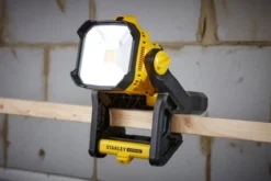 Stanley fatmax arbeidslampe 18v 650/1850 lumen