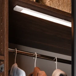 Trend bright 40 hvit 3-step oppladbar for benk/skap